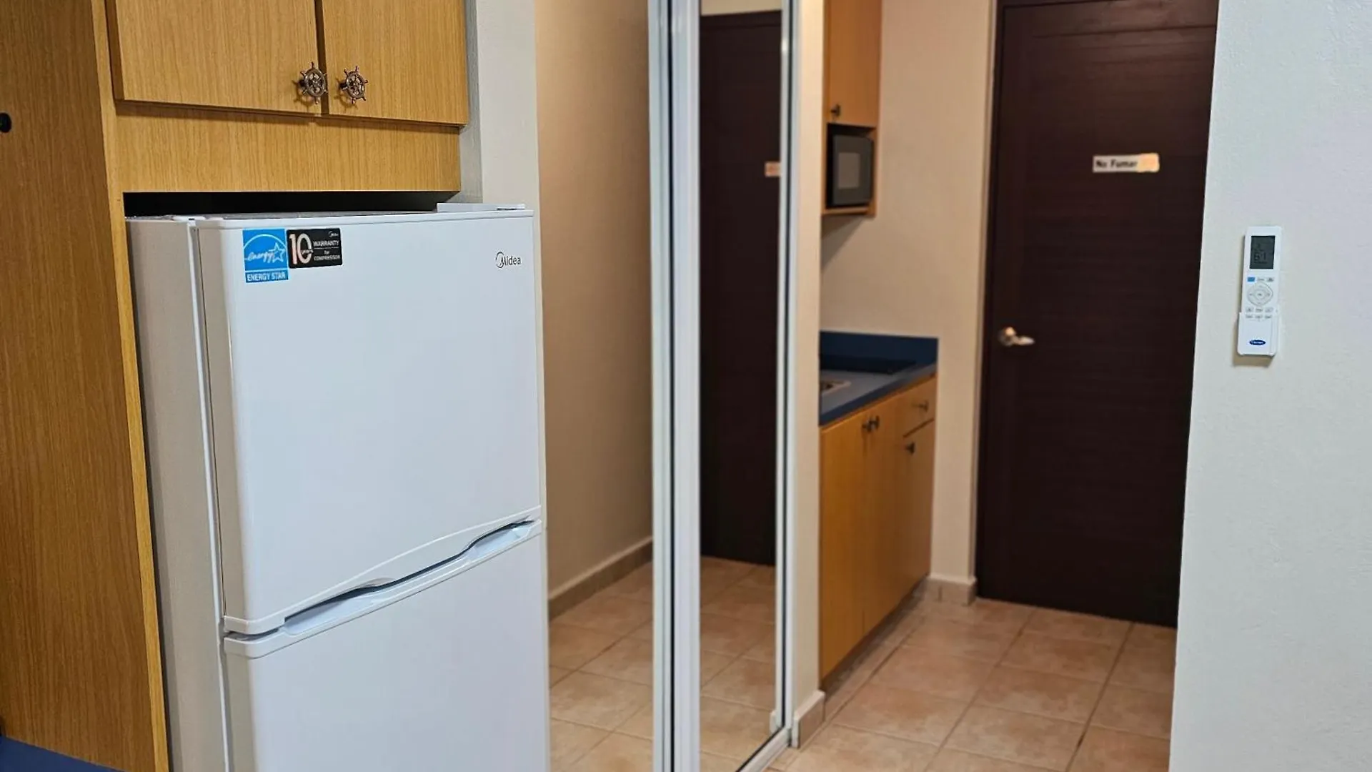 Apartment Golden Dreams Studio 1St Floor 101B Isabela