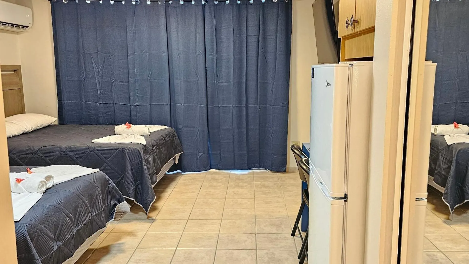 Apartment Golden Dreams Studio 1St Floor 101B Isabela